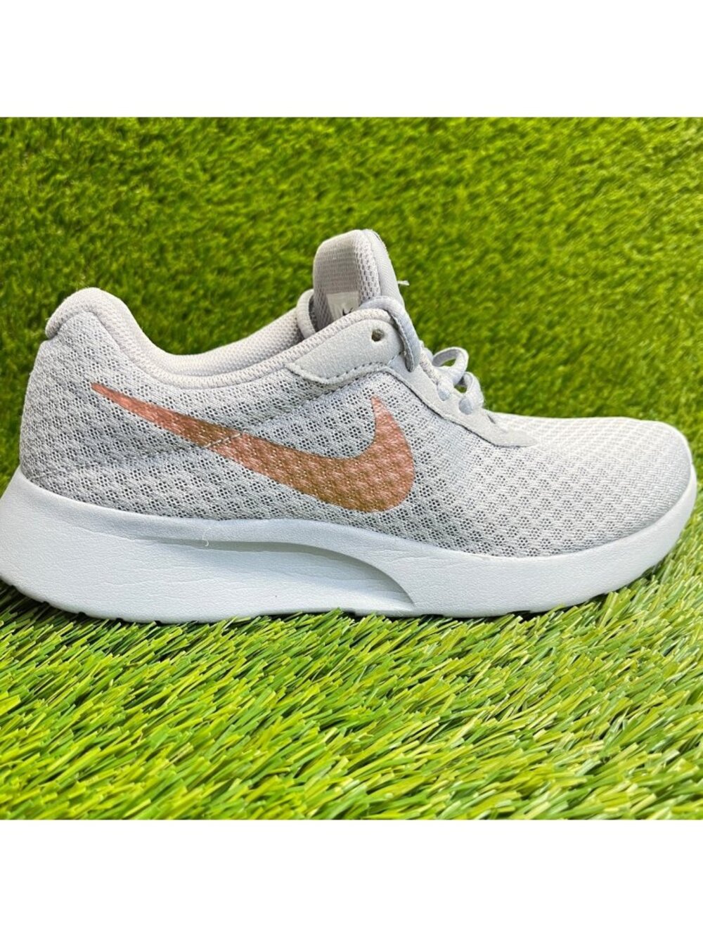 Nike Tanjun Womens Size 6.5 Gray Rose Gold Running Training Shoes Sneakers